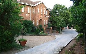 Leeuwenhof Guesthouse